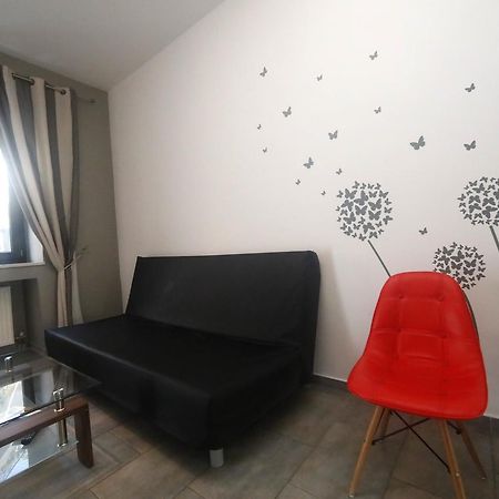 Gazi Boutique Apartment 2 Атина Екстериор снимка