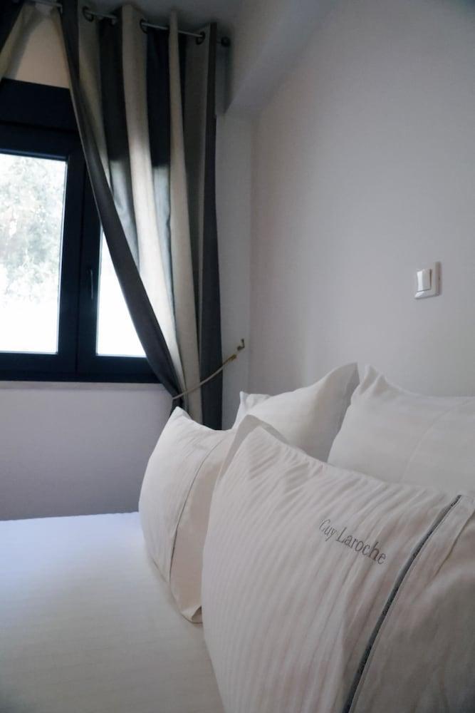 Gazi Boutique Apartment 2 Атина Екстериор снимка