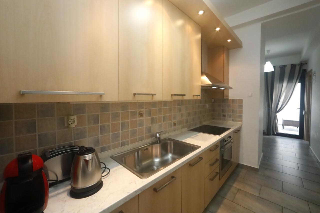 Gazi Boutique Apartment 2 Атина Екстериор снимка